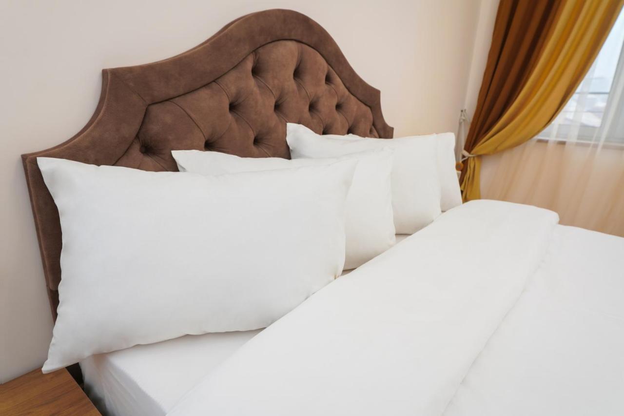 Hotel Fleur Erévan Extérieur photo