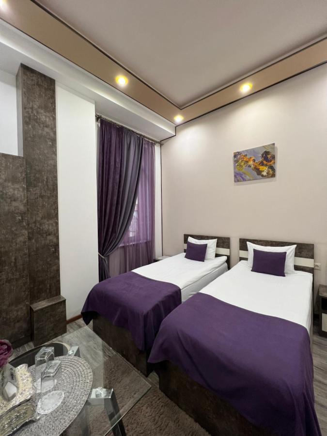 Hotel Fleur Erévan Extérieur photo